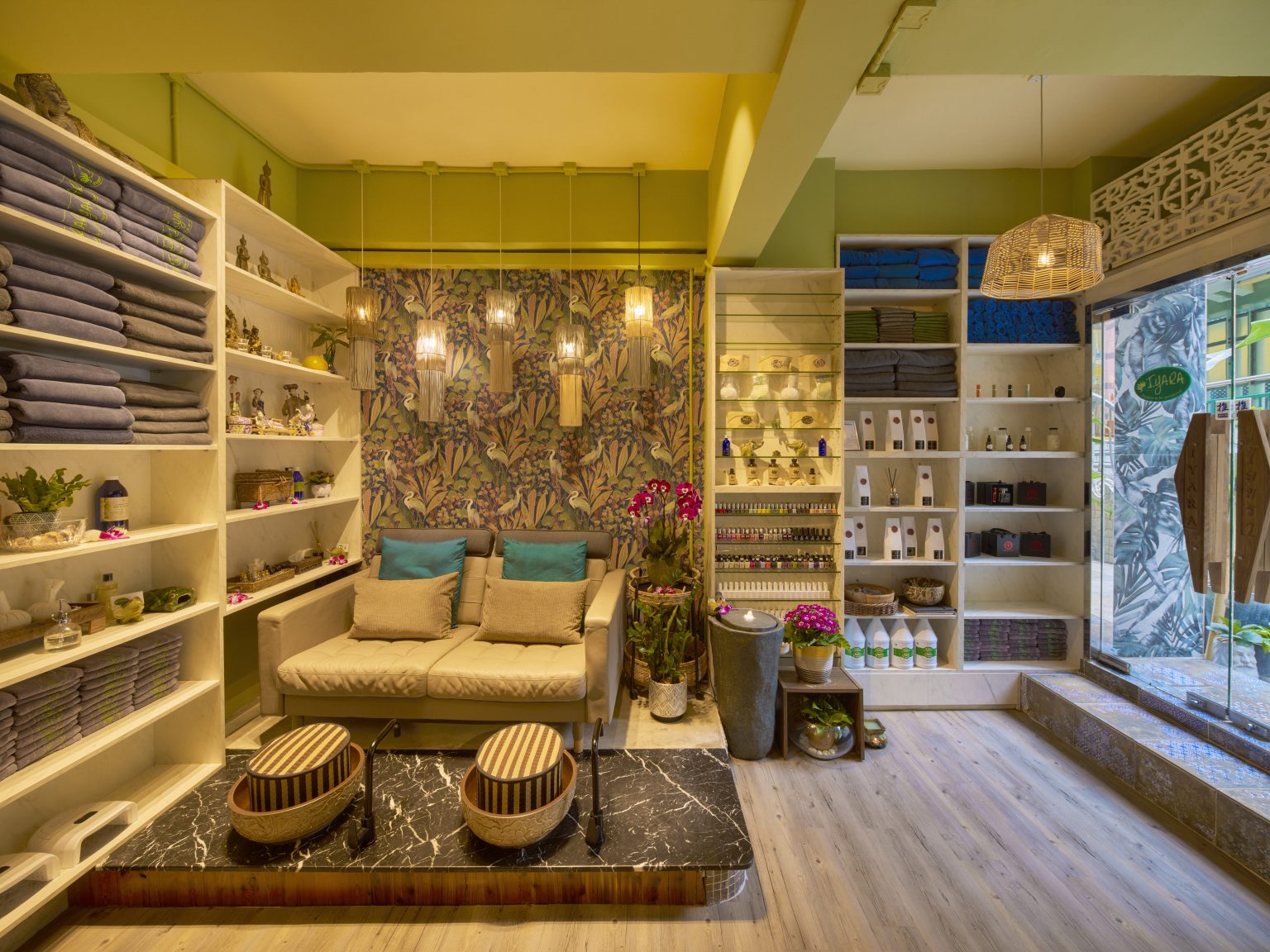 Iyara spa mid levels manicure pedicure salon